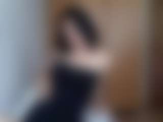 HenriettaRiske's Live Sex Cam Show