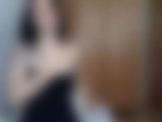 HenriettaRiske's Live Sex Cam Show