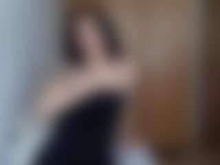 HenriettaRiske's Live Sex Cam Show