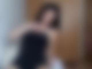 HenriettaRiske's Live Sex Cam Show