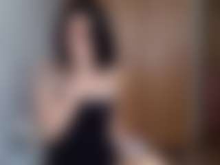 HenriettaRiske's Live Sex Cam Show