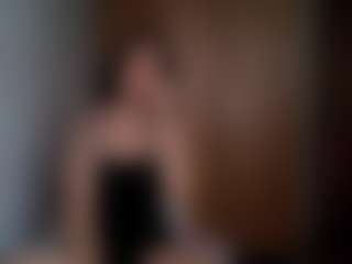 HenriettaRiske's Live Sex Cam Show