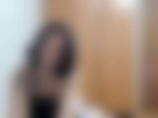 HenriettaRiske's Live Sex Cam Show