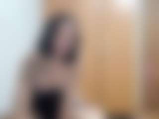 HenriettaRiske's Live Sex Cam Show
