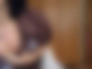 HenriettaRiske's Live Sex Cam Show