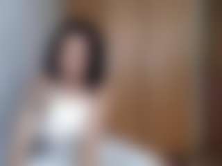 HenriettaRiske's Live Sex Cam Show
