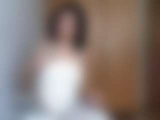 HenriettaRiske's Live Sex Cam Show