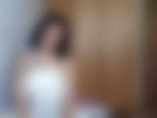 HenriettaRiske's Live Sex Cam Show