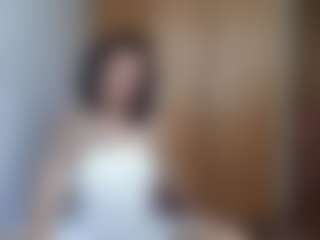 HenriettaRiske's Live Sex Cam Show