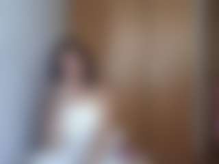 HenriettaRiske's Live Sex Cam Show
