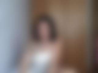 HenriettaRiske's Live Sex Cam Show