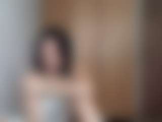 HenriettaRiske's Live Sex Cam Show