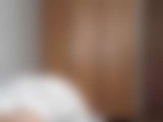 HenriettaRiske's Live Sex Cam Show