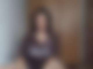 HenriettaRiske's Live Sex Cam Show