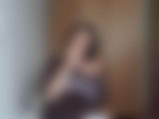 HenriettaRiske's Live Sex Cam Show