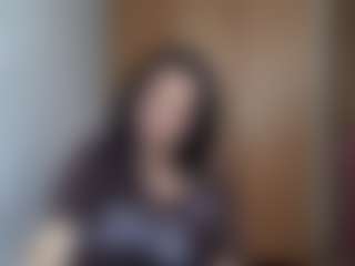 HenriettaRiske's Live Sex Cam Show