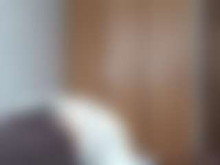 HenriettaRiske's Live Sex Cam Show