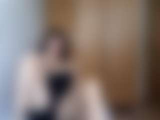 HenriettaRiske's Live Sex Cam Show