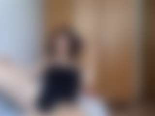 HenriettaRiske's Live Sex Cam Show