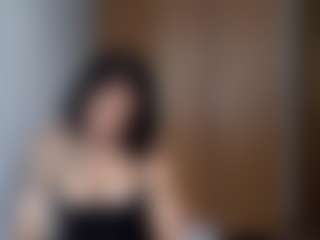 HenriettaRiske's Live Sex Cam Show