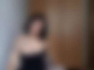 HenriettaRiske's Live Sex Cam Show