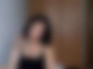 HenriettaRiske's Live Sex Cam Show