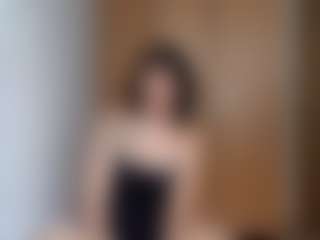 HenriettaRiske's Live Sex Cam Show