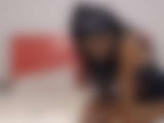 hotsavanah's Live Sex Cam Show