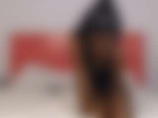 hotsavanah's Live Sex Cam Show
