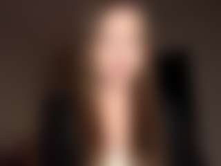 Live cam show with JosefinaFahie - Facial Piercings on livesuperchat.net
