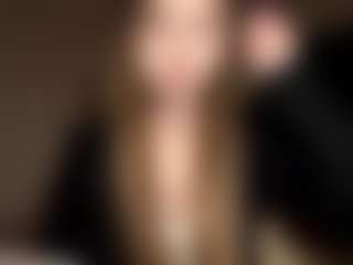 Live cam show with JosefinaFahie - Facial Piercings on Mixed Magazine Live