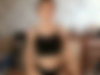 Show in cam erotica live di KenaFreiler