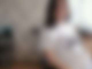 Live cam show with KenaFreiler - Blue Eyes on Camsoda