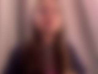 Live cam show with KimberelyLudera - Facial Piercings on fapnchat