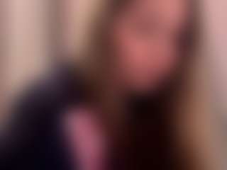 Live cam show with KimberelyLudera - Natural on Camming Site