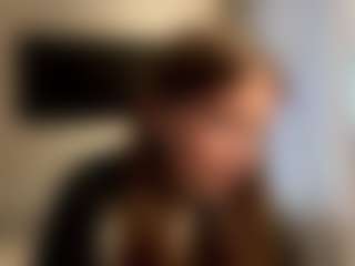 Live cam show with KimberelyLudera - Anal on Lustler
