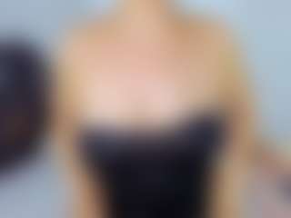 Live cam show with Lady-Calypso - New Toys on alttransgirls