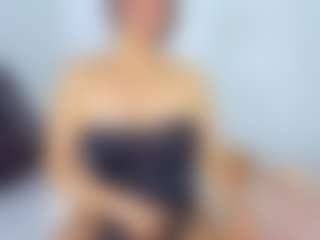Live cam show with Lady-Calypso - New Brown Eyes on Adult Interactions