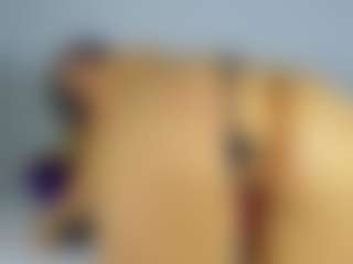 Live cam show with Lady-Calypso - Deepthroat on Camsoda