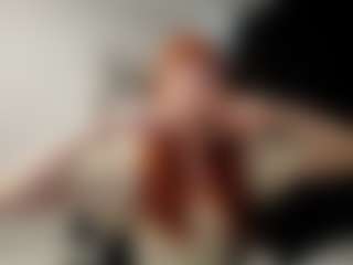Live cam show with Stella - New Brown Eyes on fuklive.com