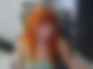 Live cam show with Stella - Spank on Camsoda