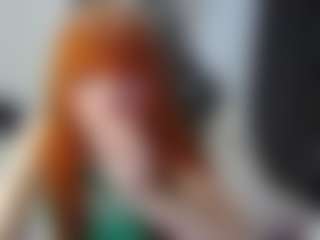 Live cam show with Stella - Spank on Camsoda