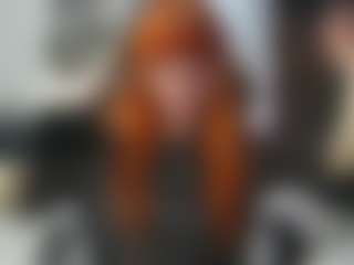 Live cam show with Stella - Big Tits Small Tits on xheatlive.com
