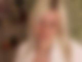 Live cam show with MarloweHarrington - New Big Ass on TeamSkeetLive