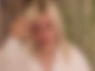 Live cam show with MarloweHarrington - New Teen (18+) on Soda Cam