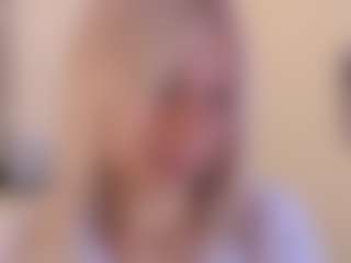 Live cam show with MarloweHarrington - Genital Piercings on Camsoda