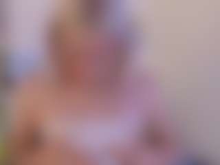 Live cam show with MarloweHarrington - Ass Clapping on Taboo Cams XXX