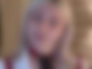 Live cam show with MarloweHarrington - Nipple Piercings on StripNow