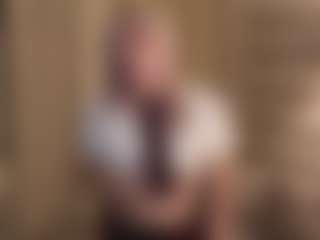 Live cam show with MarloweHarrington - Moaning on Fling VIP Chat