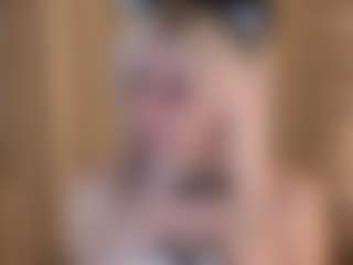 Live cam show with MarloweHarrington - Ass Clapping on Camsoda